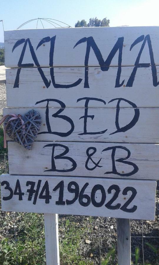 Alma Bed & Breakfast Sennariolo Eksteriør billede